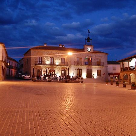 Hotel Los Usias Dos Torres Екстериор снимка