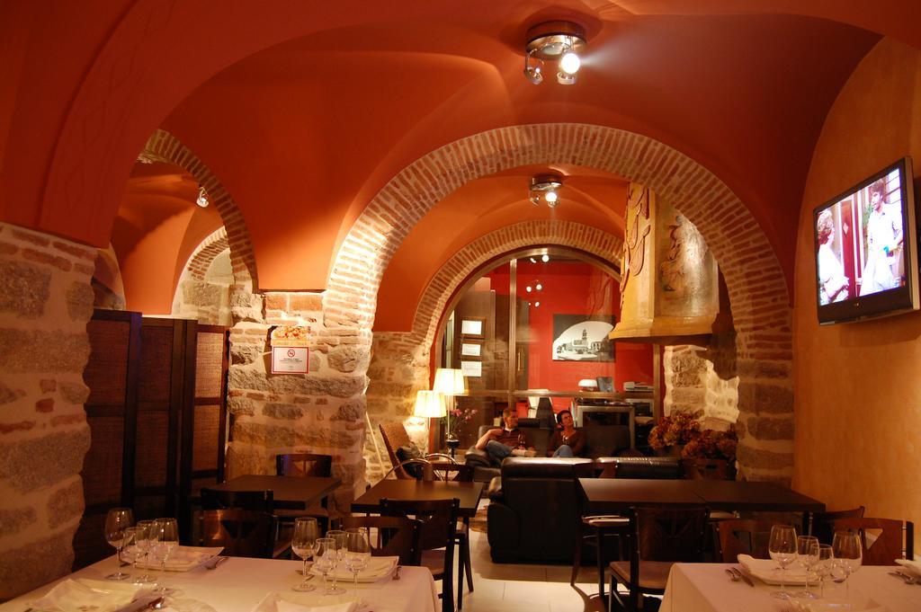 Hotel Los Usias Dos Torres Ресторант снимка