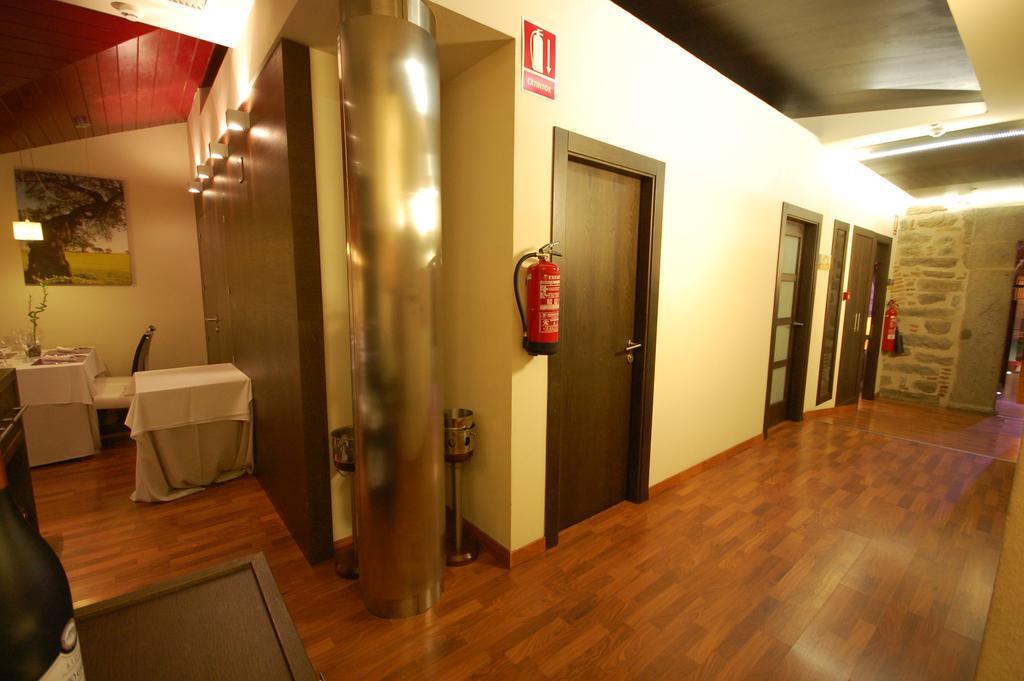 Hotel Los Usias Dos Torres Екстериор снимка