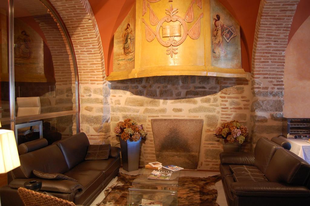 Hotel Los Usias Dos Torres Екстериор снимка