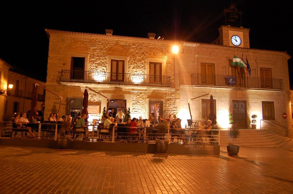 Hotel Los Usias Dos Torres Екстериор снимка